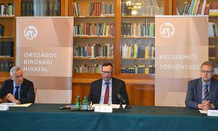 Csökkent az ügyhátralék, magas színvonalon működik a Kecskeméti Törvényszék – Értékelték a 2025-ös évet