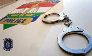 Vádemelést javasolnak a fiatal férfi büntetőügyében, aki kirabolt egy 86 éves asszonyt Kecskeméten