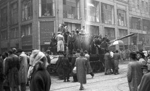 A Kecskeméti Magyar Képtár 1956 hősei előtt tiszteleg új kiállításával