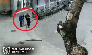 Járókelőket vett rá csalásra Kecskeméten
