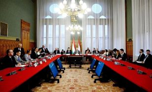 Itt az új Országgyűlés fizetési listája, ennyit kap majd egy képviselő