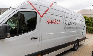 Kormányablakbusz érkezik Helvéciára a régi személyi igazolványok cseréjéhez
