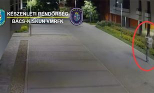 A kamera lebuktatta, a rendőr felismerte – Elfogták a kerti bútor tolvaját (VIDEÓ)