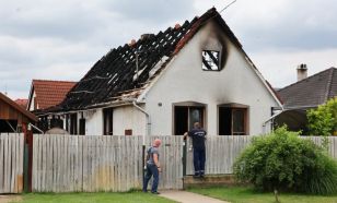 Felgyújtotta a házát, majd főbe lőtte magát a kecskeméti polgárőr