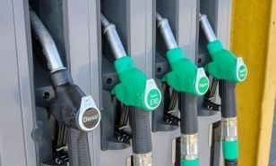 Hétfőn a 95-ös benzin átlagára 617 Ft/liter, a gázolaj pedig 662 Ft/liter volt Magyarországon