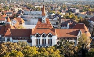 Ingyenes felvételi előkészítőt indít a Kecskeméti Református Gimnázium