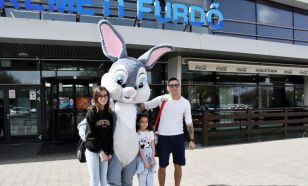 Húsvéti feltöltődés és családi élmények a Kecskeméti Fürdőben