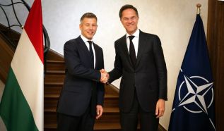 A folyamat nem olyan egyszerű, mint ahogyan azt Magyar Péter optimista üzenetei sugallják