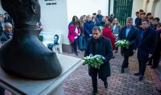 Méltó Tisztelgés: Katona József Születésének Évfordulóján Emlékeztek Kecskeméten