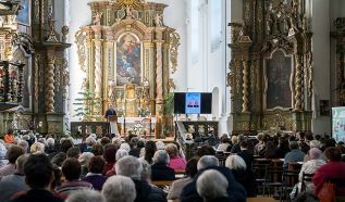 Emlékkonferencia Kecskeméten Balázs Gergely és Szabó István piarista paptanárok tiszteletére