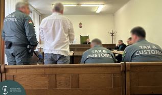 Fantomcégek hálójában: 180 pénzügyőr vett részt a NAV Bács-Kiskun vármegyei bűnügyi akciójában