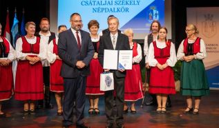 Átadták Bács-Kiskun Vármegye kitüntető díjait