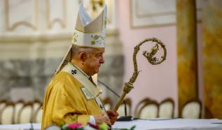 Elköszönő szentmisét tart Bábel Balázs a kecskeméti Nagytemplomban