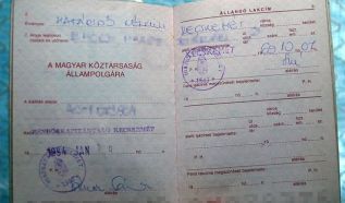 Lejártak a régi, könyvformátumú személyazonosító igazolványok