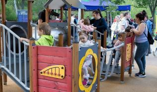 Egész napos gyereknapi programokkal várják a családokat a Benkó Zoltán Parkban