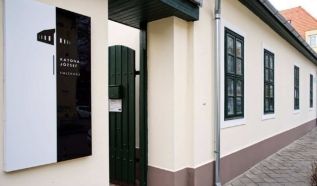 Katona József és a Hírös Hetek története elevenedik meg Kecskeméten