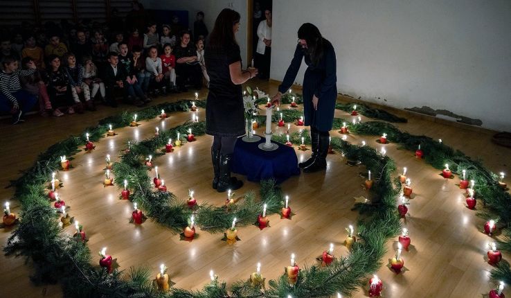 Varázslatos ünnep a Csillagbölcső Waldorf Iskolában