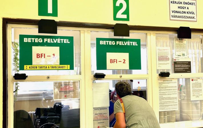 Új sorszámhúzó rendszert vezettek be a Bács-Kiskun Vármegyei Kórház szakrendelésein