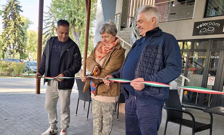 Nagy sikerrel zajlott le az első Homokbányai Ruhabörze