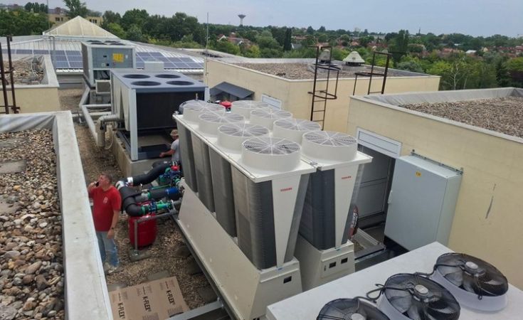 Megkezdődött a kecskeméti megyei kórházban a 410 millió forint értékű hűtéstechnikai fejlesztés