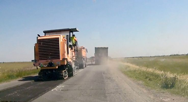 Féltucatnyi helyen számíthatunk félpályás útlezárásokra az 52-es főúton – A munka több hónapig tart
