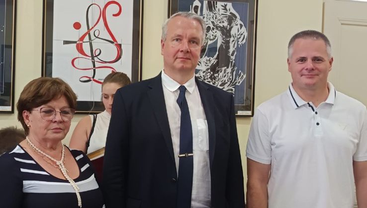 Kecskemétre látogatott dr. Kveck Péter, Magyarország Buenos Aires-i nagykövete, egykori piarista diák