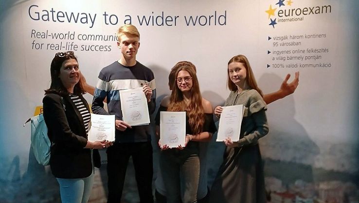 Bronzérmes lett a Refi csapata az Euroexam Mesterhármas nyelvi versenyen