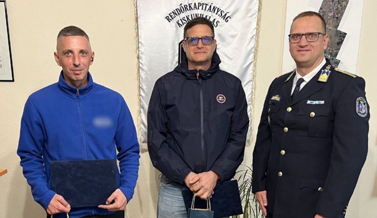 Köszönetet mondott a rendőrség két férfinak, akik segítettek elfogni a baleset után elmenekülő társaságot