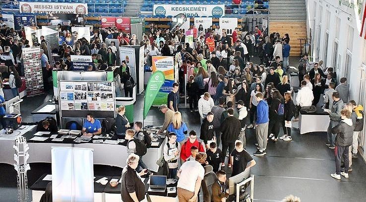 A „JÖVŐD A TÉT!” Pályaválasztási Kiállítás rendezvénysorozat első állomása Kecskemét lesz