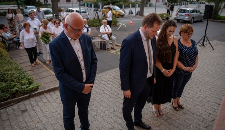 Emlékezés Horák Jenőre: koszorúzással adóztak az ártatlanul kivégzett jogakadémiai tanár emlékének