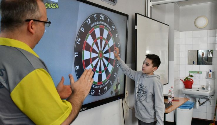 Darts Matek workshopot rendeztek a Lánchíd Utcai Sport Általános Iskolában