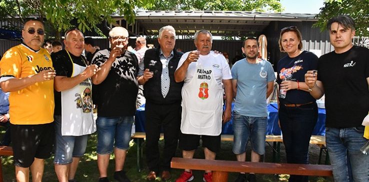 Falunapot tartott Matkó