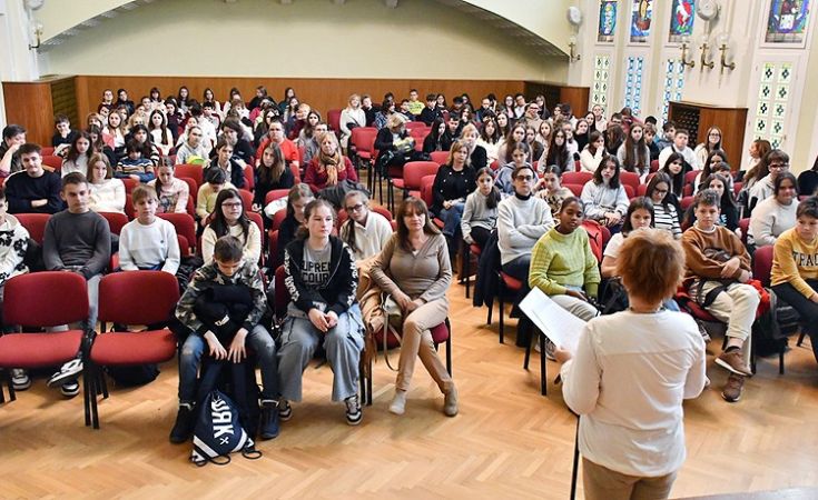 Tizedik alkalommal rendezte meg a Textpuzzle német nyelvi versenyt a Refi