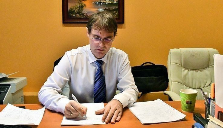 Visszalépett a jelöltségtől és frakciójából is kilépett dr. Vancsura István, a Szövetség a Hírös Városért Egyesület politikusa