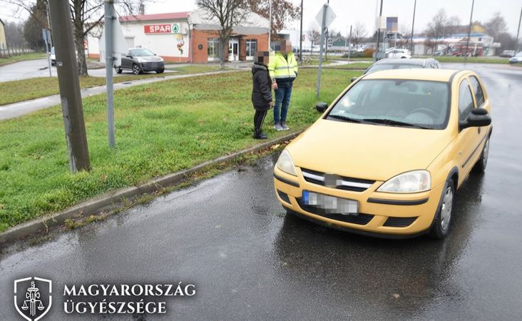 Erőszakkal vitte el a sértett autóját