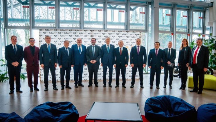 Nemzetközi figyelem Kecskeméten - A Neumann János Egyetem is erősíti a térség globális láthatóságát