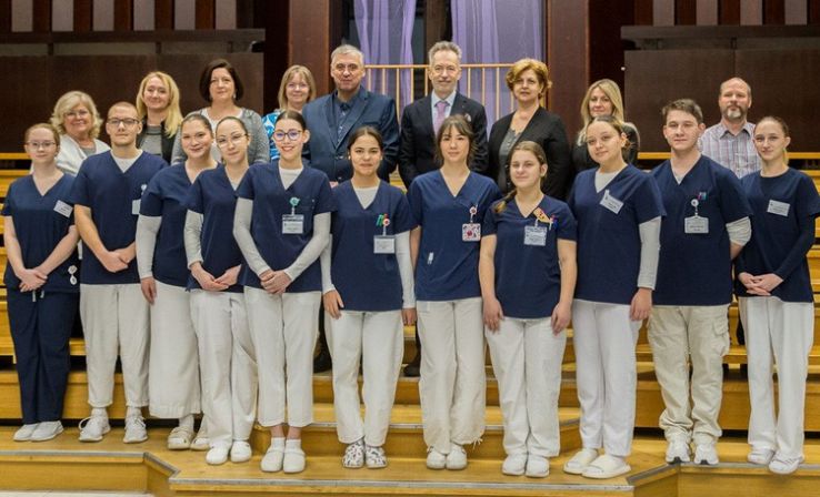 A jövő egészségügyi szakemberei mérték össze tudásukat Kecskeméten