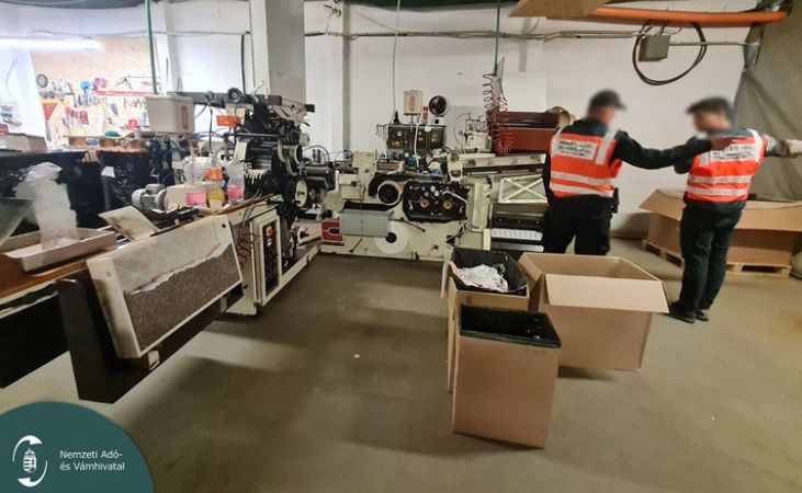 Illegális cigigyár az Alföldön