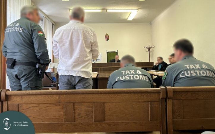 Fantomcégek hálójában: 180 pénzügyőr vett részt a NAV Bács-Kiskun vármegyei bűnügyi akciójában