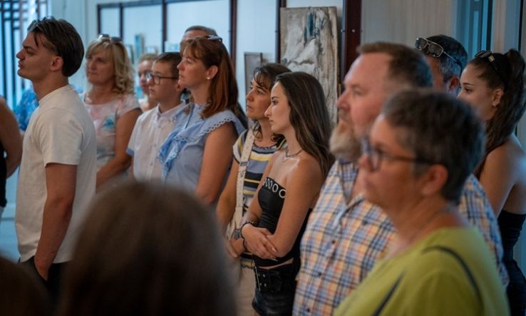 Megnyílt a 33. Tiszaalpári Alkotótábor kiállítása a Bács-Kiskun Vármegyei Kereskedelmi és Iparkamarában