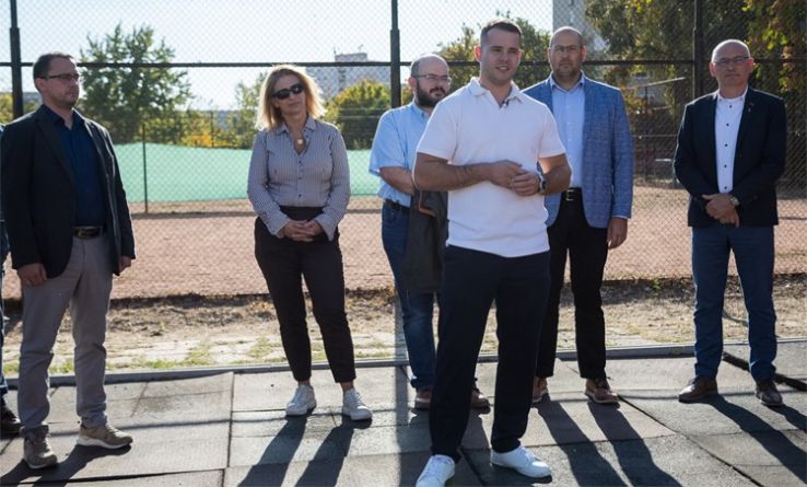 Megújult a Lánchíd Utcai Sport Általános Iskola sportpályája