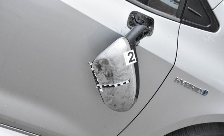 Sikeres vizsga utáni mélyrepülés: Milliós kárt hagyott Kecskeméten maga után a „tükörvadász”