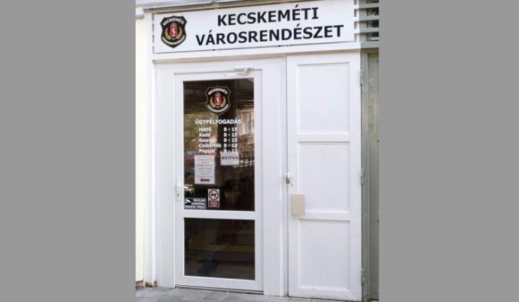 Tipp: Még sorban állás nélkül vásárolhatná meg a jövő évi parkoló bérletét