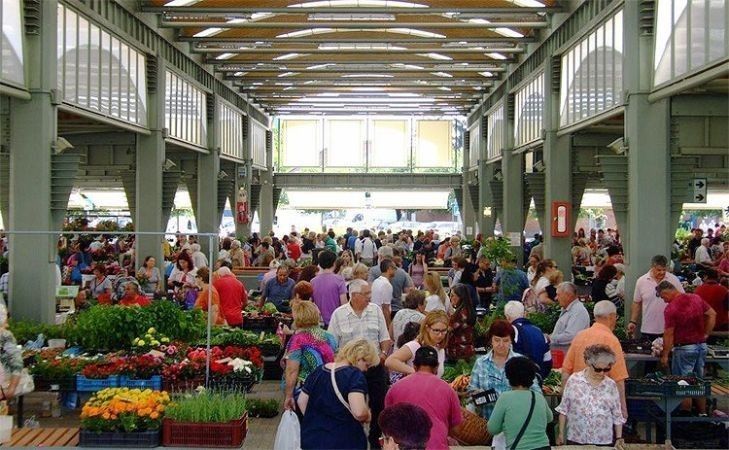 Pünkösdi nyitvatartás a piacokon