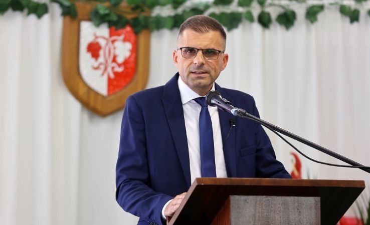 Cseh Tamás: Bővül a SZÉP-kártya felhasználási köre és újra vásárolhatunk hideg élelmiszert