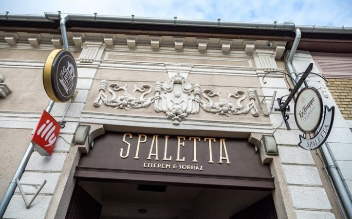 Csipkék, jazz és közösség – Szalon Est a Spalettában