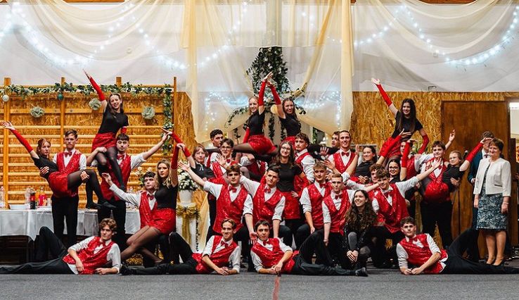 Szalagavató a Piarista Gimnáziumban