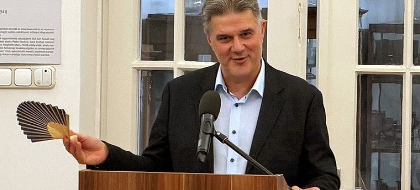 A legyezők titokzatos világa költözött a Bozsó Gyűjteménybe