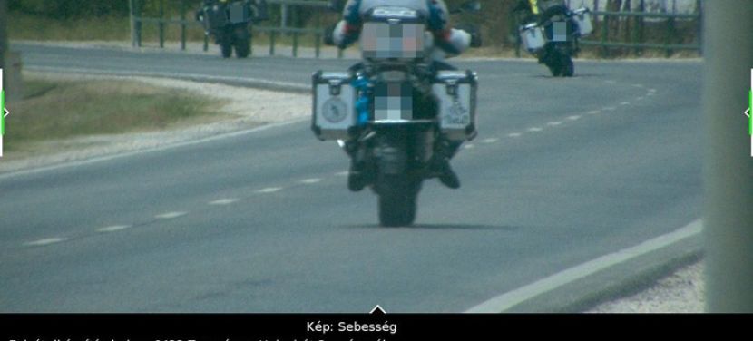 312.000 forint bírságra számíthat két motoros