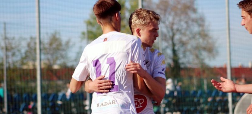 Biztos siker Lajosmizsén, jöhet a rangadó